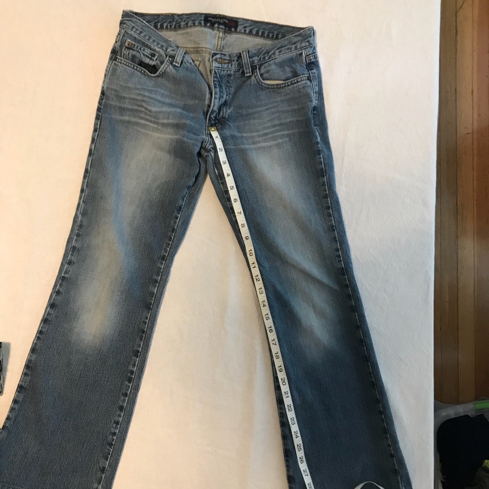 Ladies Size 6 American Eagle Jeans GUC